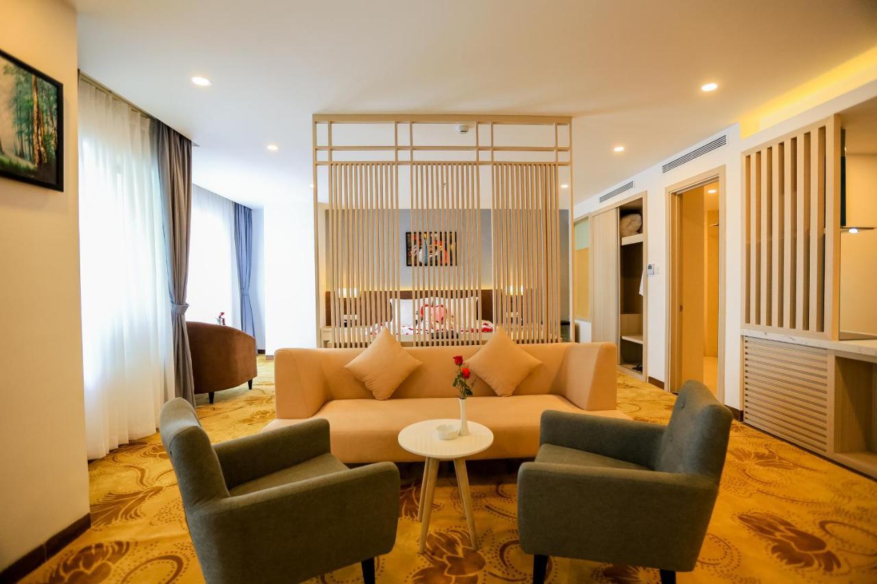 Putin Hotel Nha Trang Luaran gambar